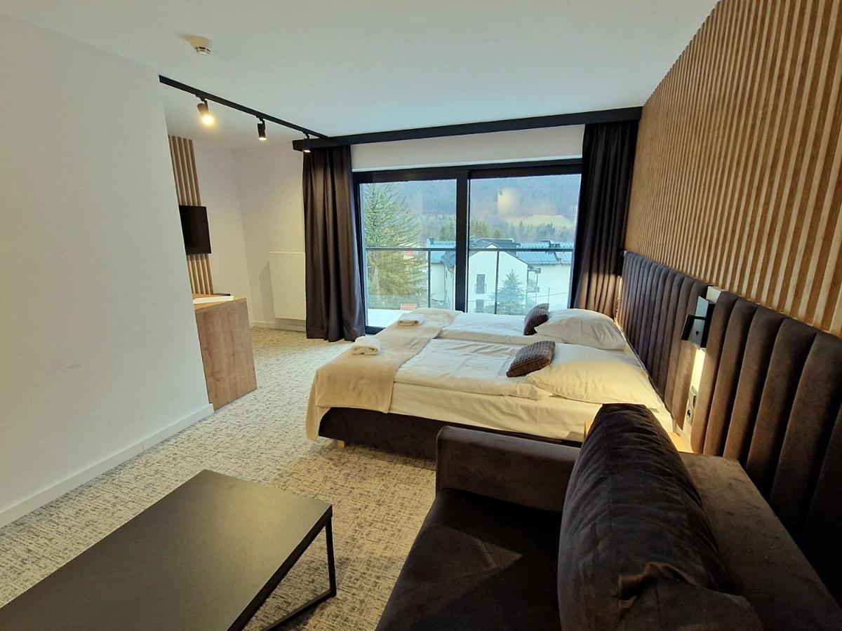 Bed and Breakfast Sniezynka Щирк Екстер'єр фото